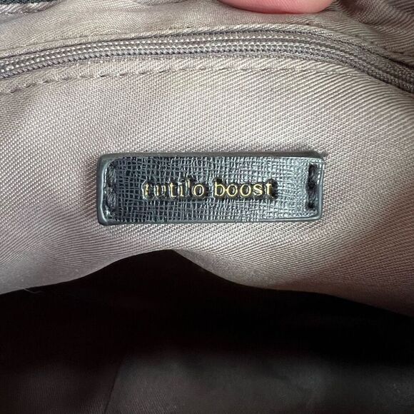 TUTILO NY Nylon Crossbody - Picture 11 of 16